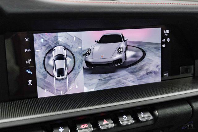 Photo of 2025 White Porsche 911
