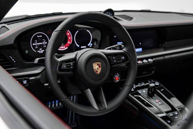 Photo of 2025 White Porsche 911