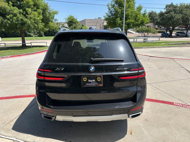 Photo of 2024 Black Sapphire Metallic BMW X7
