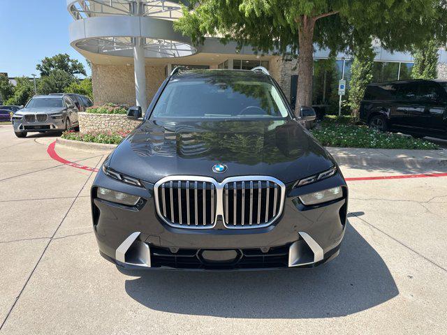 Photo of 2024 Black Sapphire Metallic BMW X7