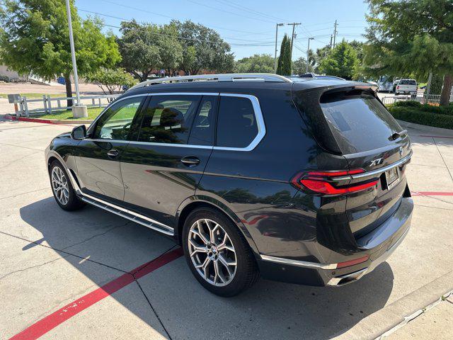Photo of 2024 Black Sapphire Metallic BMW X7