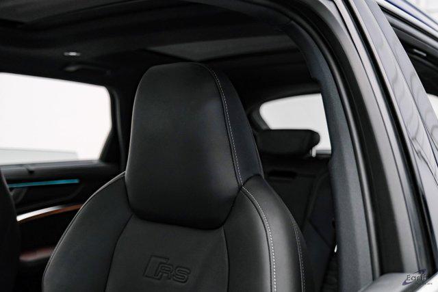 Photo of 2022 Ultra Blue Metallic Audi RS 6 Avant