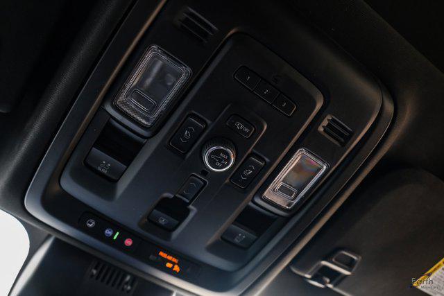 Photo of 2024 Onyx Black GMC Yukon XL