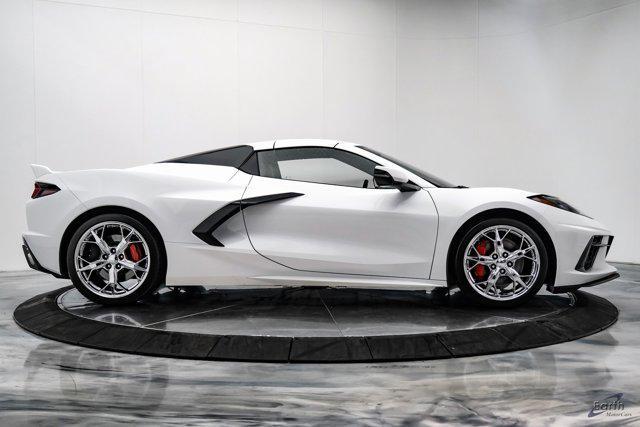 Photo of 2023 Arctic White Chevrolet Corvette