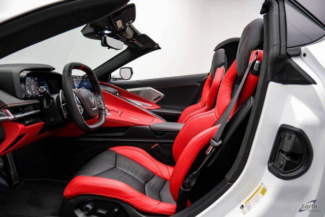 Photo of 2023 Arctic White Chevrolet Corvette