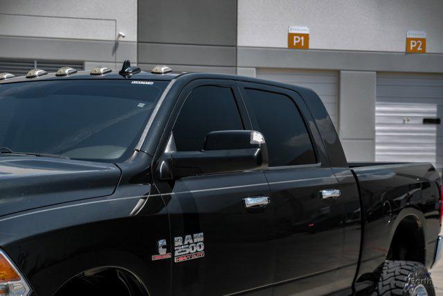 Photo of 2017 Brilliant Black Crystal Pearlcoat RAM 2500