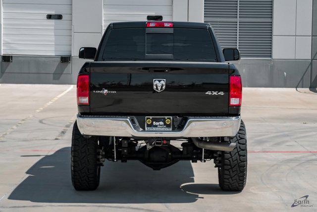 Photo of 2017 Brilliant Black Crystal Pearlcoat RAM 2500