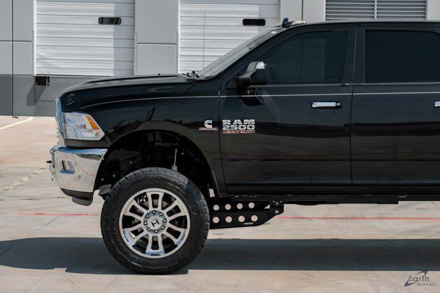 Photo of 2017 Brilliant Black Crystal Pearlcoat RAM 2500