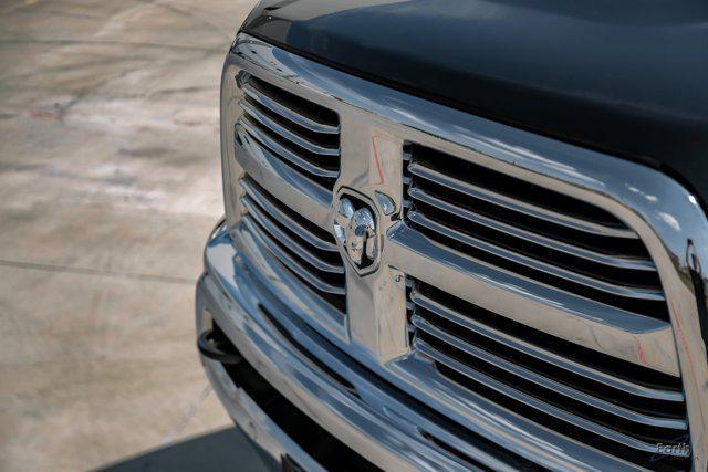 Photo of 2017 Brilliant Black Crystal Pearlcoat RAM 2500