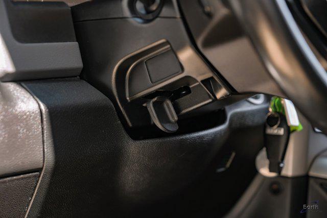 Photo of 2017 Brilliant Black Crystal Pearlcoat RAM 2500