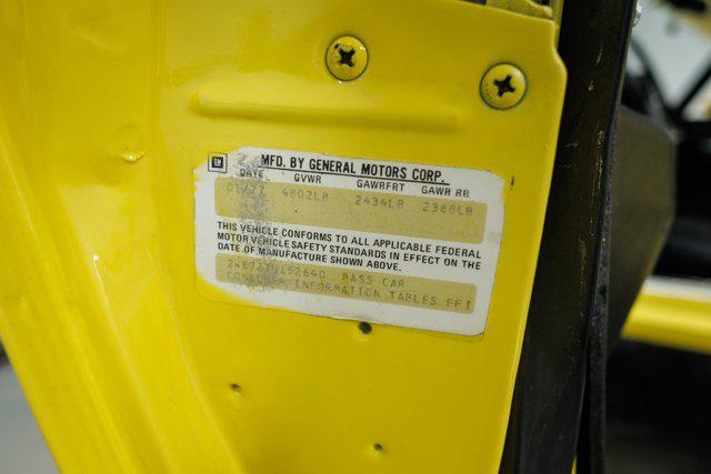 Photo of 1977 Yellow Pontiac Firebird