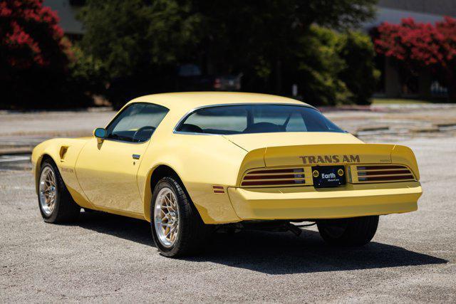 Photo of 1977 Yellow Pontiac Firebird
