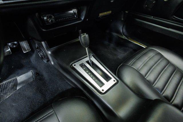 Photo of 1977 Yellow Pontiac Firebird