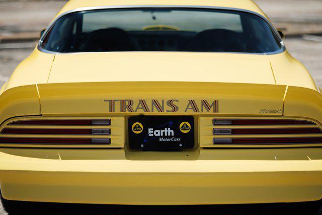 Photo of 1977 Yellow Pontiac Firebird