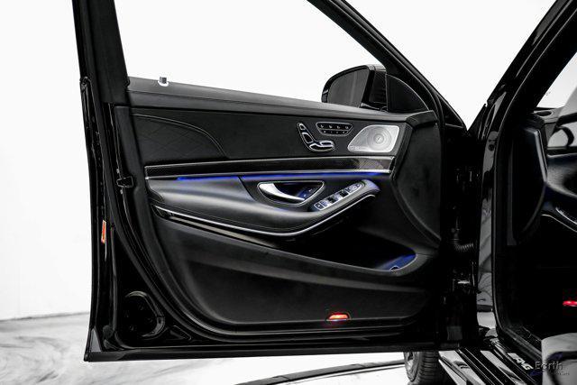 Photo of 2020 Black Mercedes-Benz AMG S 63