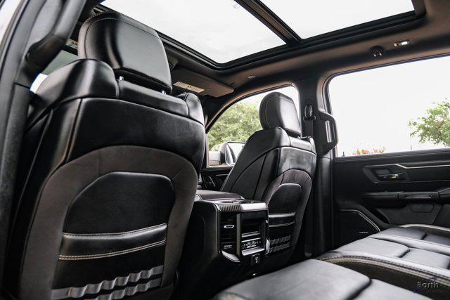 Photo of 2024 Diamond Black Crystal Pearlcoat RAM 1500