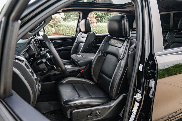 Photo of 2024 Diamond Black Crystal Pearlcoat RAM 1500