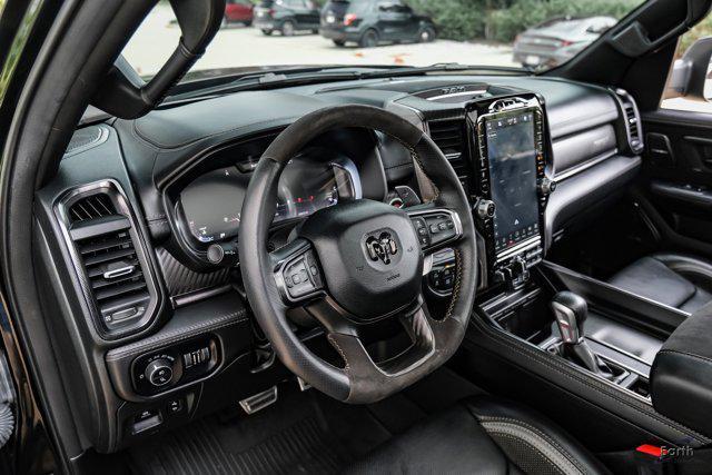 Photo of 2024 Diamond Black Crystal Pearlcoat RAM 1500