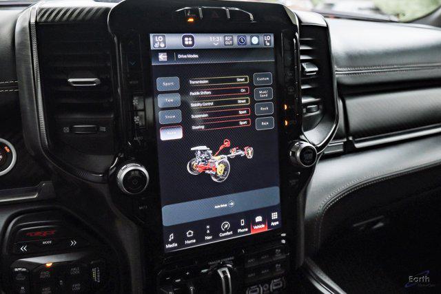 Photo of 2024 Diamond Black Crystal Pearlcoat RAM 1500