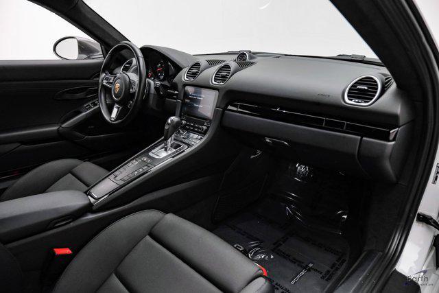 Photo of 2023 Black Porsche 718 Cayman