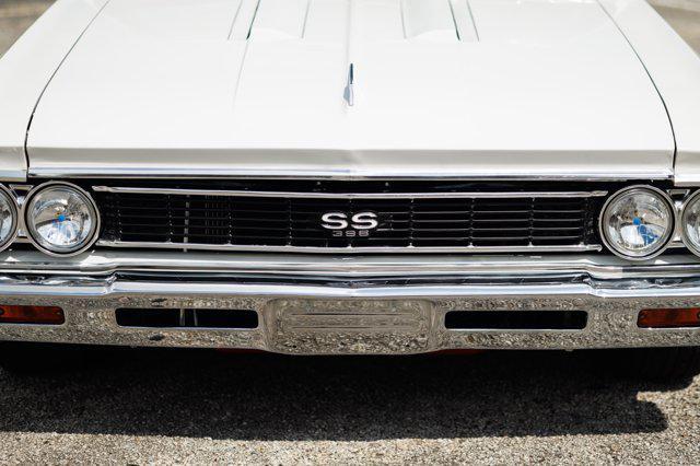 Photo of 1966 White Chevrolet Chevelle