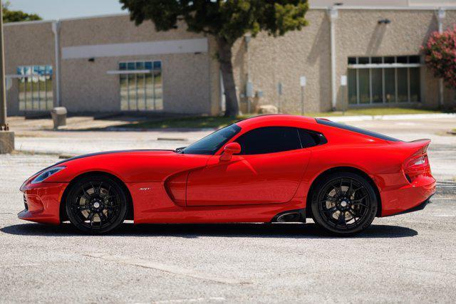 Photo of 2013 Adrenaline Red Dodge SRT Viper