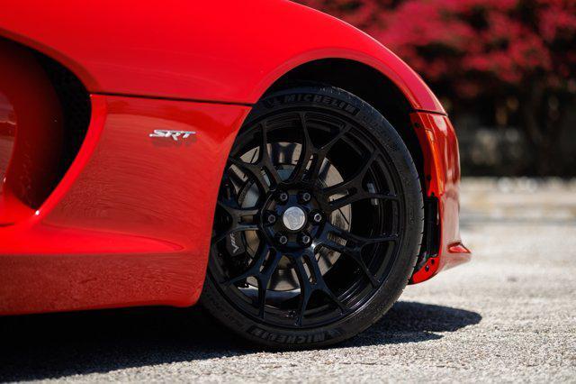 Photo of 2013 Adrenaline Red Dodge SRT Viper