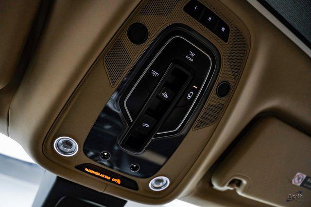 Photo of 2017 Bentayga Bronze Metallic Bentley Bentayga