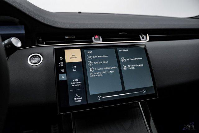 Photo of 2024 Arroios Grey Metallic Land Rover Range Rover Evoque
