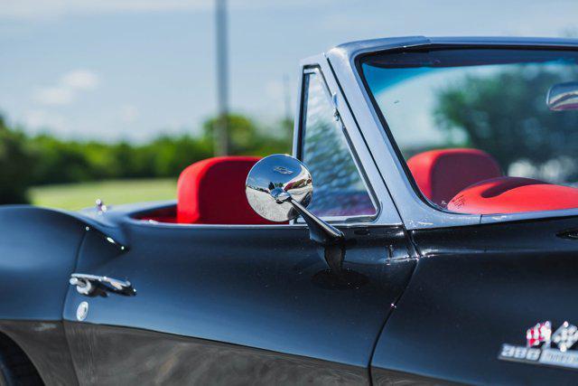 Photo of 1965 Black Chevrolet Corvette