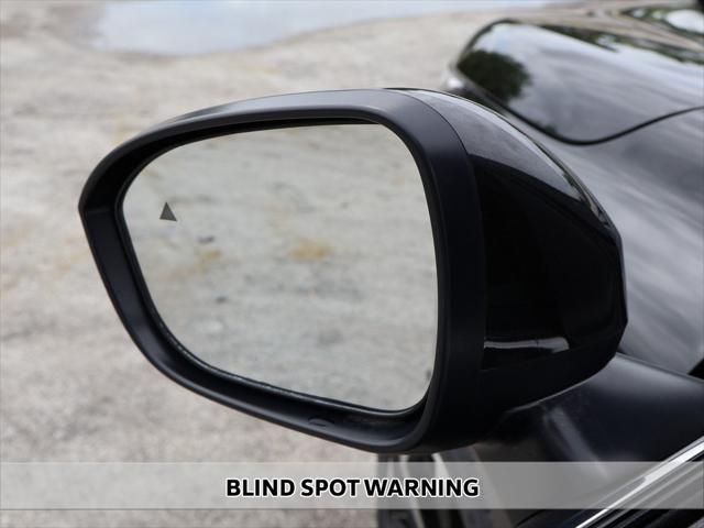 Photo of 2025 Black Diamond Mitsubishi Outlander PHEV