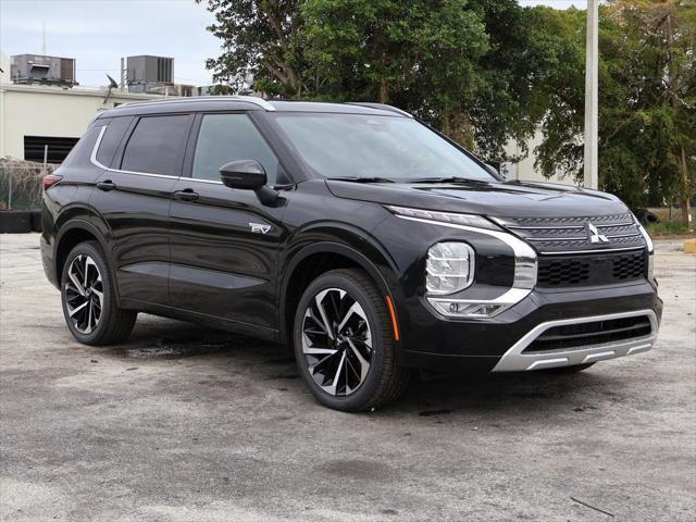 Photo of 2025 Black Diamond Mitsubishi Outlander PHEV