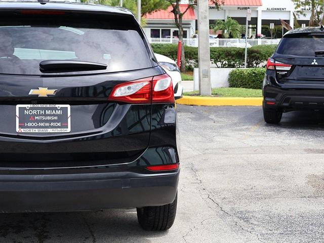Photo of 2021 Mosaic Black Metallic Chevrolet Equinox