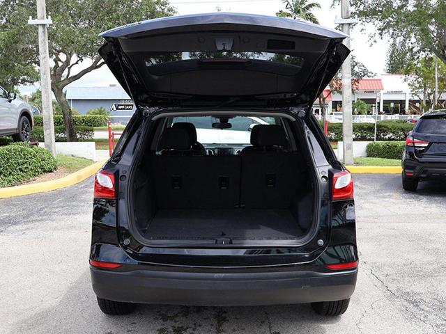 Photo of 2021 Mosaic Black Metallic Chevrolet Equinox