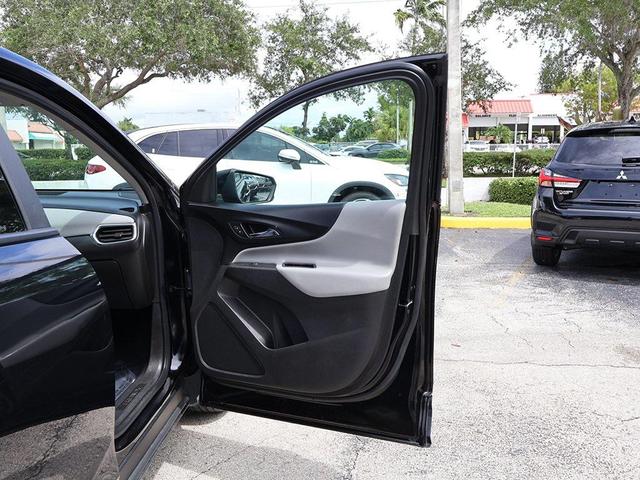 Photo of 2021 Mosaic Black Metallic Chevrolet Equinox