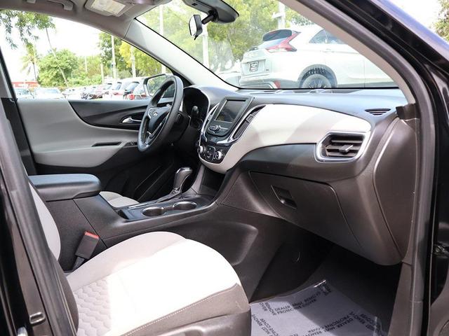 Photo of 2021 Mosaic Black Metallic Chevrolet Equinox
