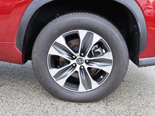 Photo of 2022 Ruby Flare Pearl Toyota Highlander