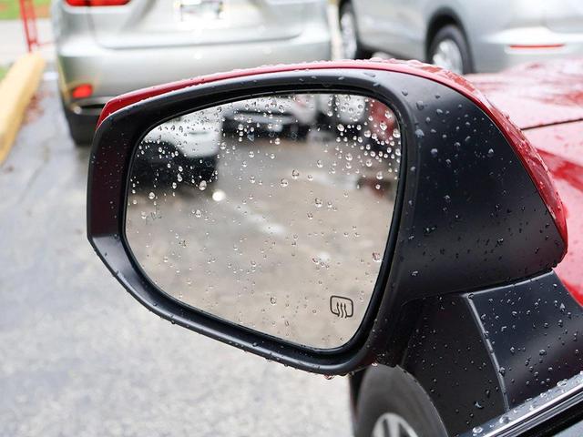 Photo of 2022 Ruby Flare Pearl Toyota Highlander