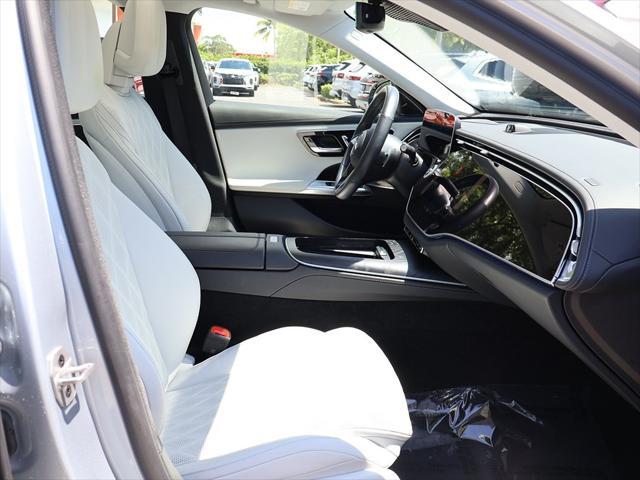 Photo of 2024 Silver Mercedes-Benz E-Class