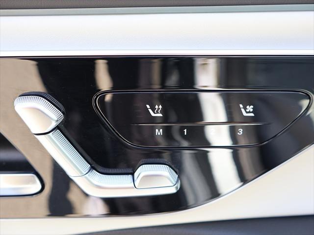 Photo of 2024 Silver Mercedes-Benz E-Class