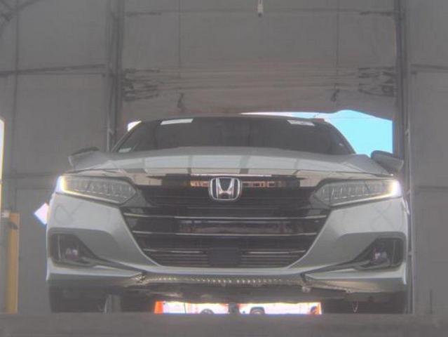 Photo of 2022 Lunar Silver Metallic Honda Accord