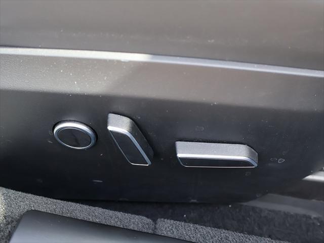 Photo of 2022 Solid Black Tesla Model S