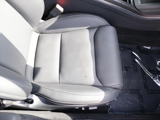 Photo of 2022 Solid Black Tesla Model S