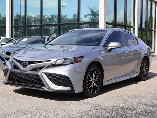 Photo of 2021 Celestial Silver Metallic Toyota Camry