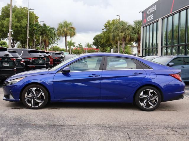 Photo of 2023 Intense Blue Hyundai ELANTRA