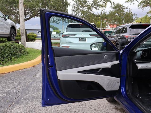 Photo of 2023 Intense Blue Hyundai ELANTRA