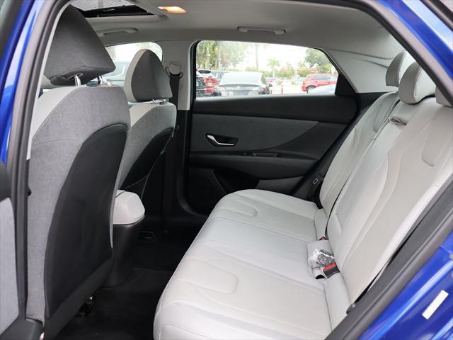 Photo of 2023 Intense Blue Hyundai ELANTRA