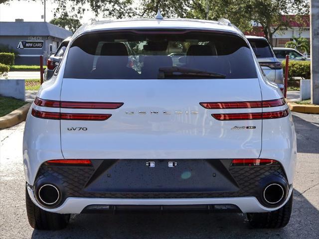 Photo of 2024 Uyuni White Genesis GV70