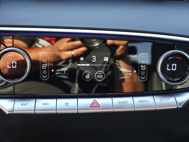 Photo of 2024 Uyuni White Genesis GV70