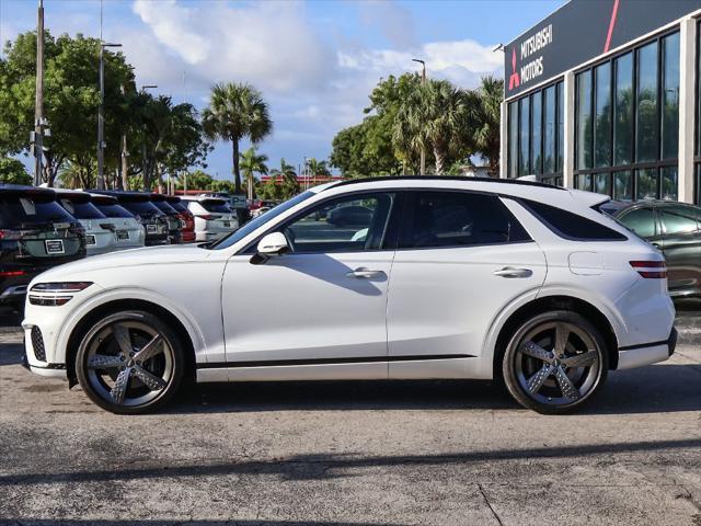 Photo of 2024 Uyuni White Genesis GV70